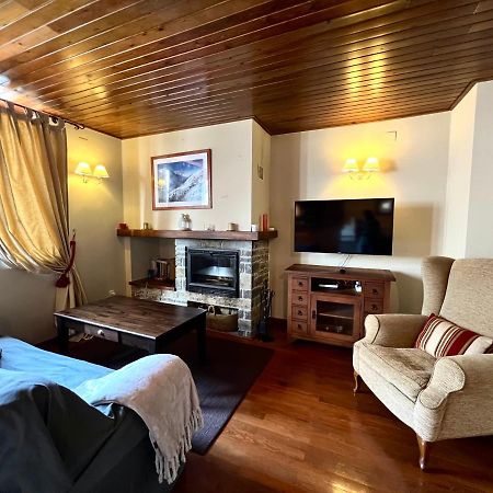 Cal Berg - Apartamento Garos Daire Dış mekan fotoğraf