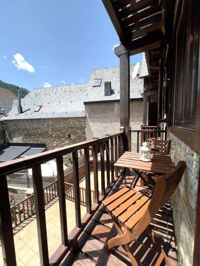 Cal Berg - Apartamento Garos Daire Dış mekan fotoğraf